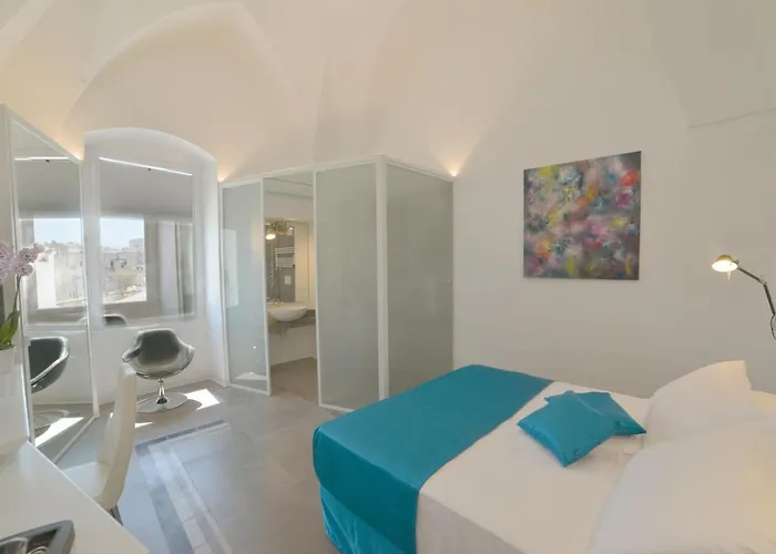 Sunshine Luxury Couette-café 4*