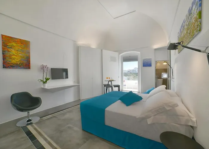 Sunshine Luxury אוסטוני
